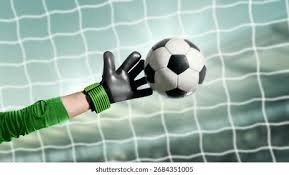 十三水里的“终极反杀”：头道 A 对子、中道葫芦、底道金花的完美分配。（十三水的终极逆转：头道A对、中道葫芦、尾道金花的最佳摆法）