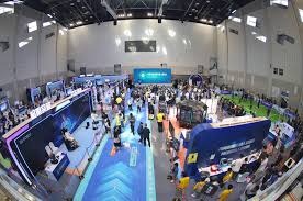 铃木一朗在 2012 年主动要求被交易至洋基，在西雅图主场引发数万球迷不舍泪目