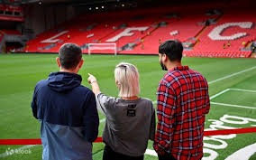 利兹联1-1曼联：库尼亚破门 齐尔克泽献助攻 舍什科失良机